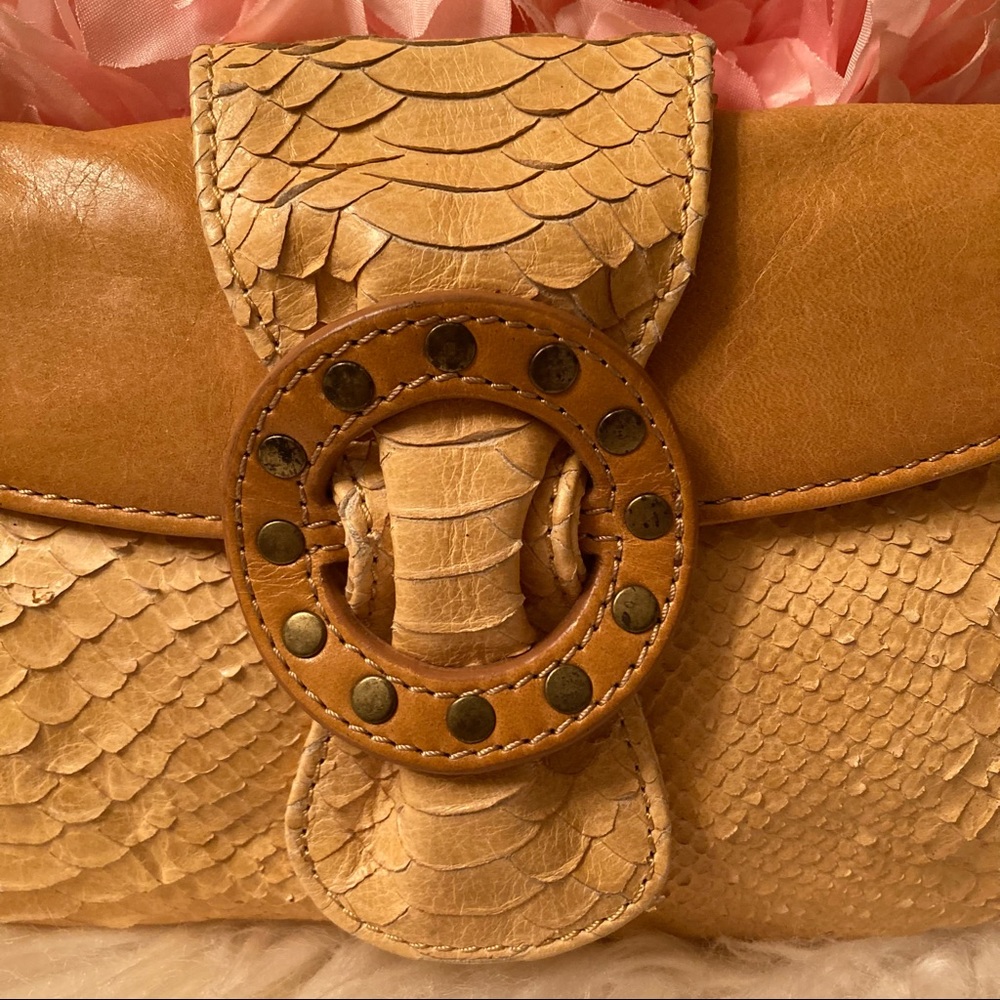 Babee D Clutch Purse Tan Yellow Snakeskin Bundle - Picture 12 of 13